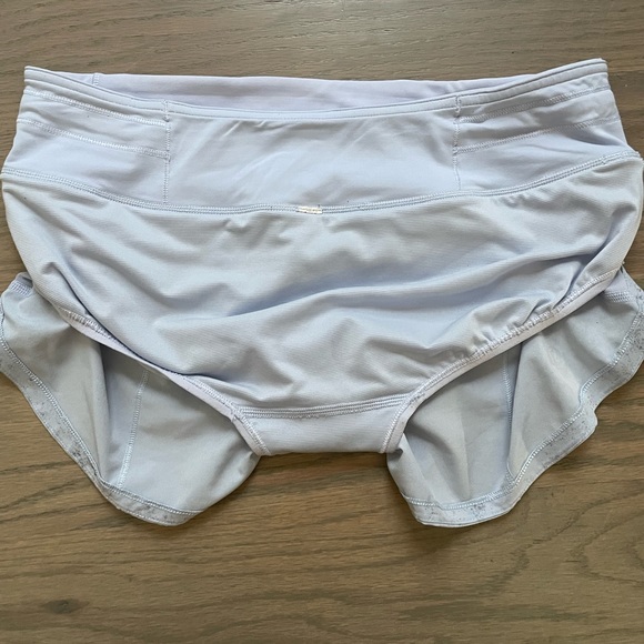 Lululemon Speed Up Low-Rise Lined Short 2.5" - Picture 7 of 10